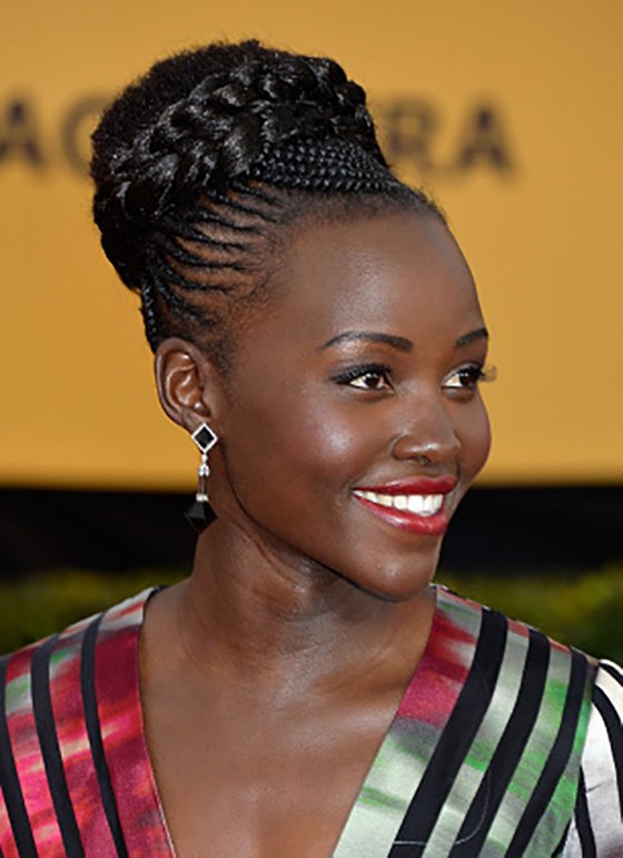 lupita-nyongo-sag-awards-look-red-carpet