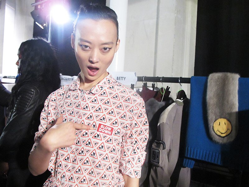 anya-hindmarch-backstage-lfw-london-fashion-week-show-fall-winter-2015-2016-semana-de-moda