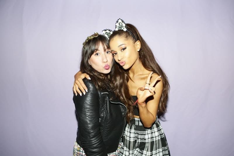 show-ariana-grande-anaheim-california-honeymoon-tour-universal-music-meet-and-greet