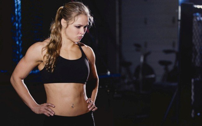 ronda rousey buweiser brasil