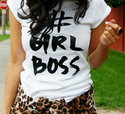 camiseta-frase-divertida-netflix-harvard-law-onde-comprar-online-brasil-girl-boss