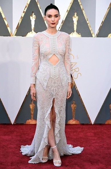 HOLLYWOOD, CA - FEBRUARY 28: Actress Rooney Mara attends the 88th Annual Academy Awards at Hollywood & Highland Center on February 28, 2016 in Hollywood, California. (Photo by Steve Granitz/WireImage)