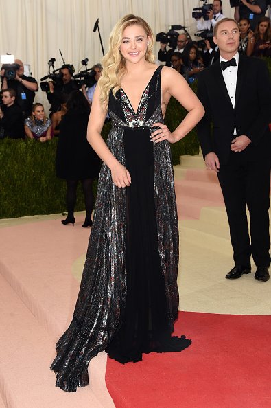 NEW YORK, NY - MAY 02: Actress Chloe Grace Moretz attends the "Manus x Machina: Fashion In An Age Of Technology" Costume Institute Gala at Metropolitan Museum of Art on May 2, 2016 in New York City.  (Photo by Jamie McCarthy/FilmMagic)