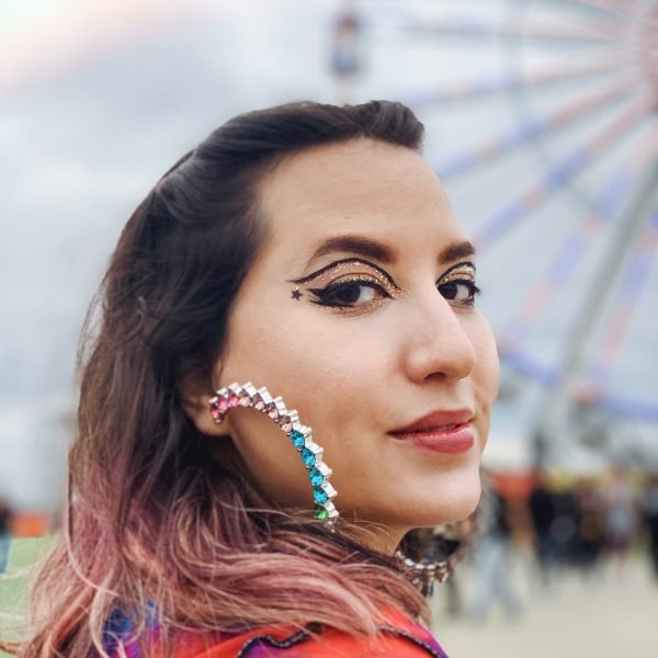 make-maquiagem-beleza-diferente-carnaval-glitter-delineado-diferente-rir-rock-in-rio-2019